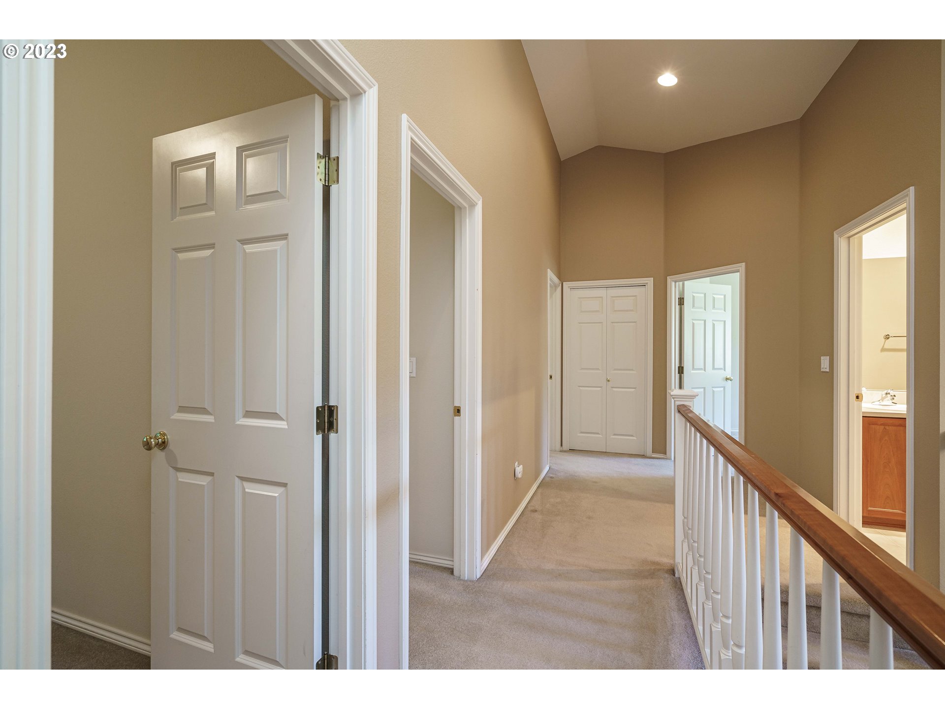 1601 Southeast Elliott Avenue Gresham, OR 97080 - Photo 20 of 48 a view of a hallway with wooden floor