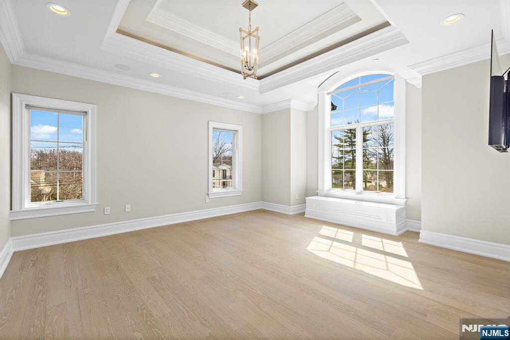 111 Demarest Avenue Englewood Cliffs, NJ 07632 - Photo 15 of 26