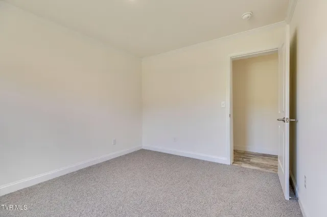 $299,000 | 345 Dean Hollow Road, Nickelsville, VA 24271