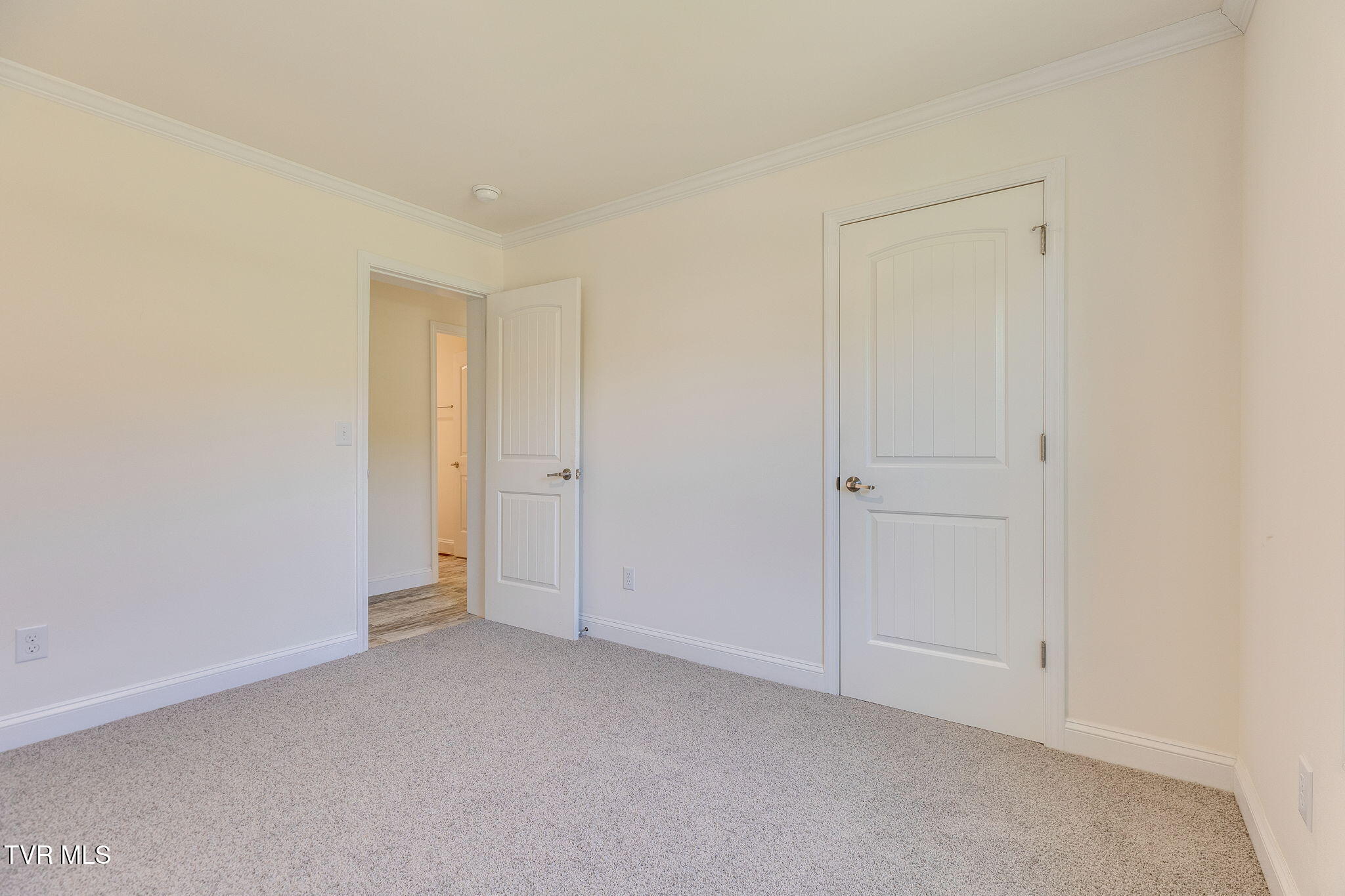 345 Dean Hollow Road Nickelsville, VA 24271 - Photo 22 of 31 022