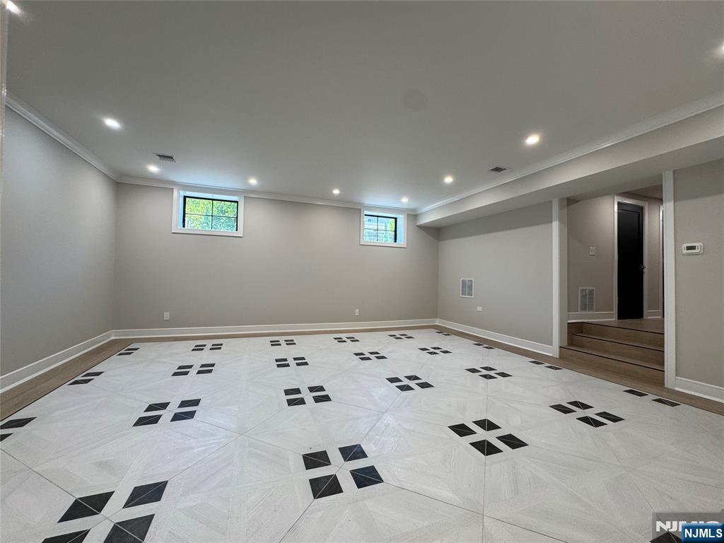 671 Delaware Avenue Ridgewood, NJ 07450 - Photo 27 of 31