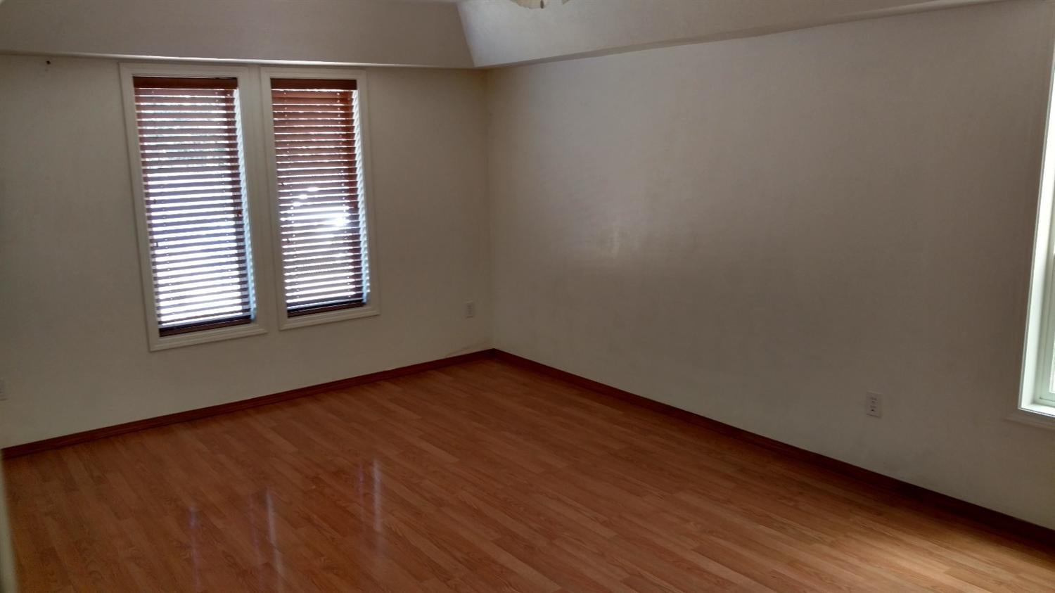 4800 Andrews Road Medford, OR 97501 - Photo 7 of 19 Gallery Image 7
