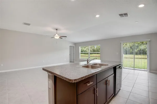 $2,599 | 7122 Samuel Ivy Drive, Tampa, FL 33619