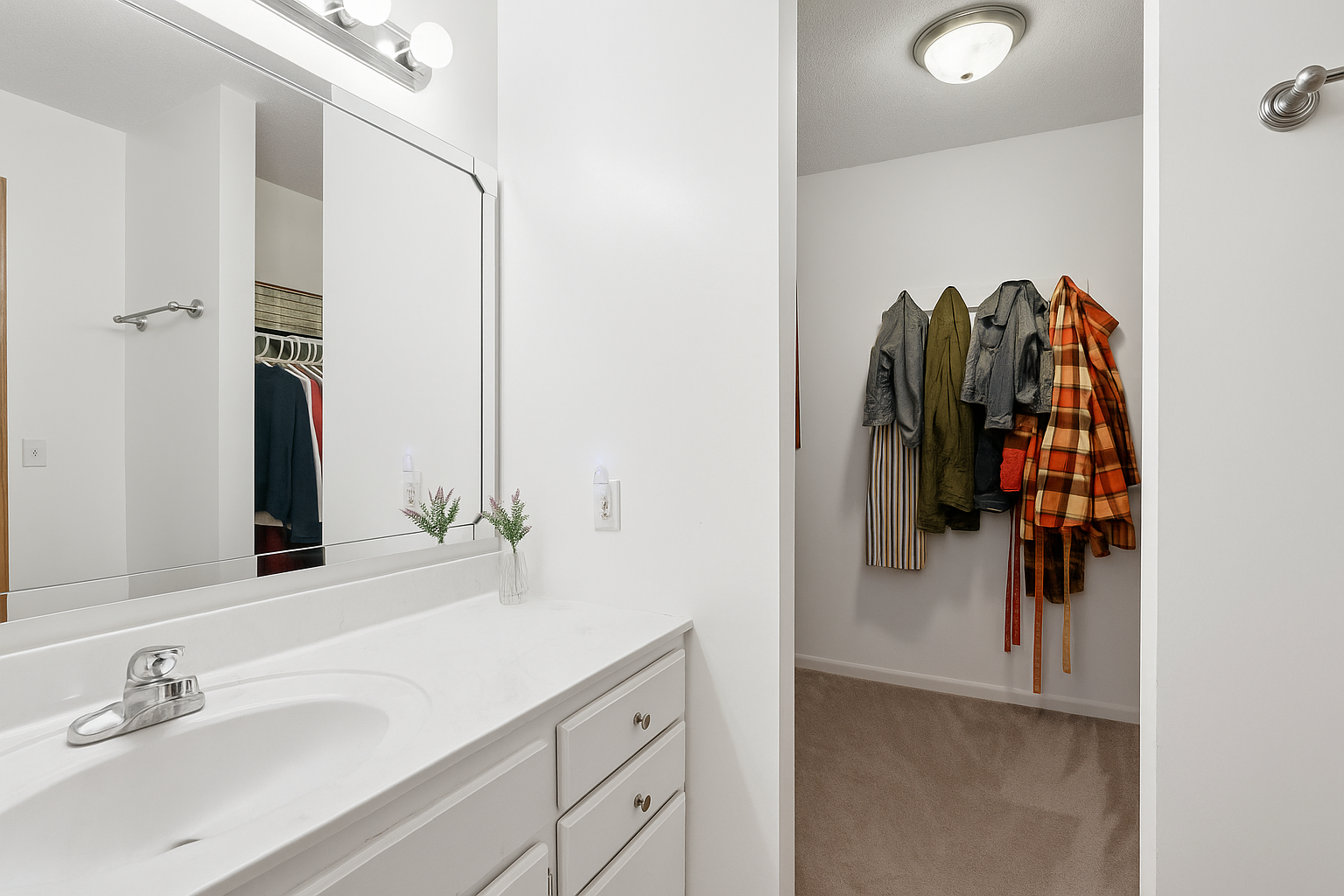 1603 Raindrop Drive Eagan, MN 55121 - Photo 19 of 47