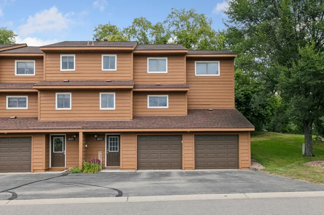 $314,900 | 1603 Raindrop Drive, Eagan, MN 55121