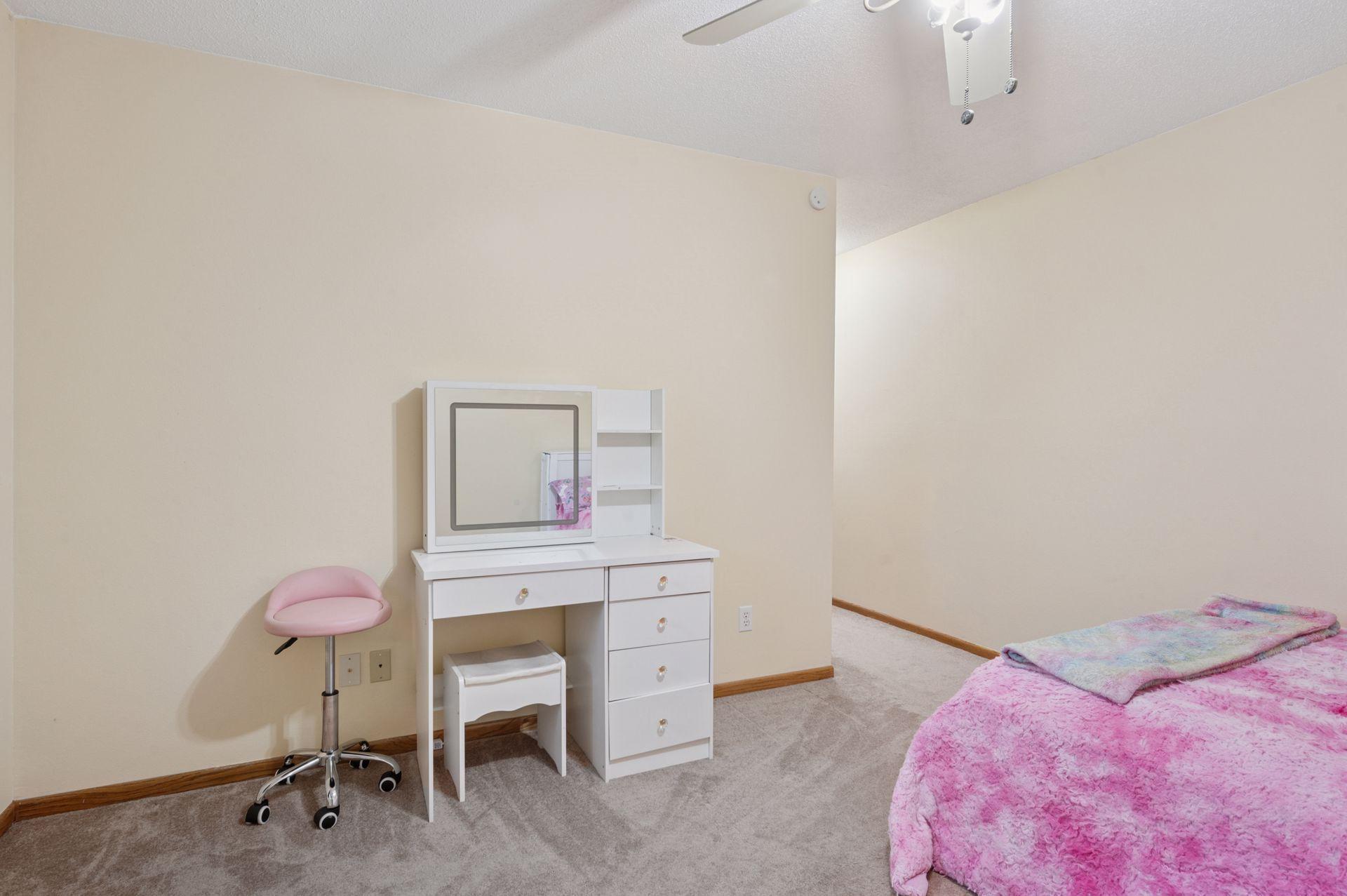 1603 Raindrop Drive Eagan, MN 55121 - Photo 22 of 47