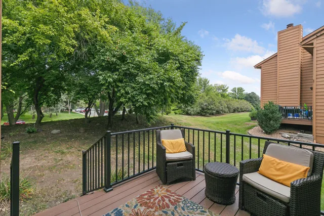 $314,900 | 1603 Raindrop Drive, Eagan, MN 55121