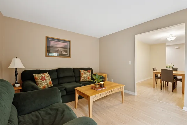 $314,900 | 1603 Raindrop Drive, Eagan, MN 55121