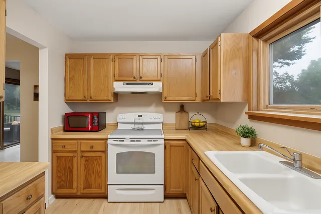 $314,900 | 1603 Raindrop Drive, Eagan, MN 55121