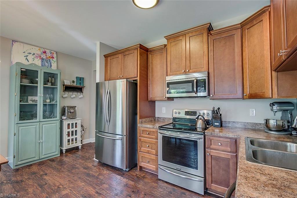 4268 Brown Oaks Road Randleman, NC 27317 - Photo 14 of 30 Gallery Image 14