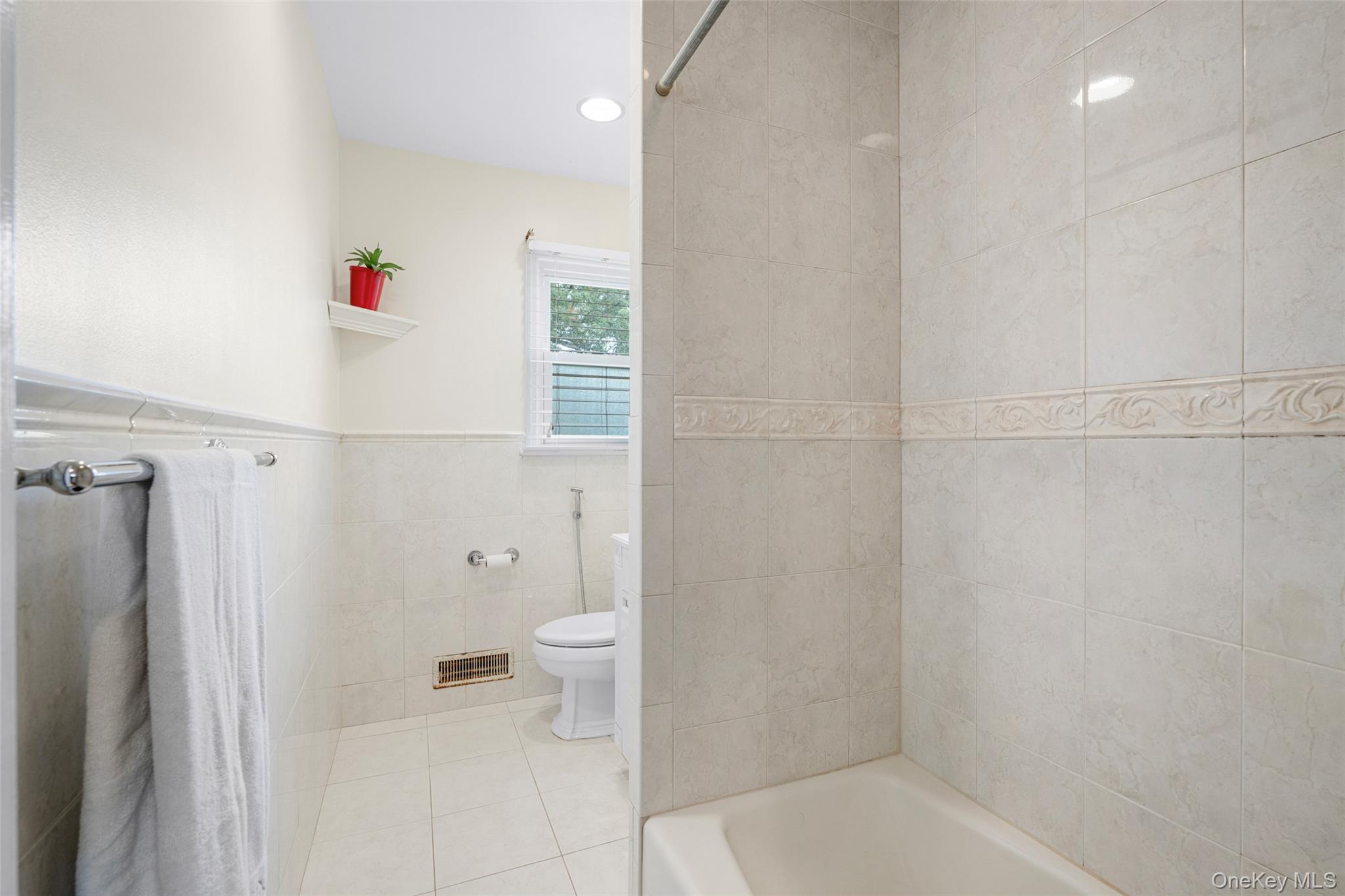5 Oakridge Road White Plains, NY 10607 - Photo 16 of 30