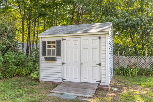 7 Castle Road Millis, MA 02054 - Photo 27 of 30 Gallery Image 27