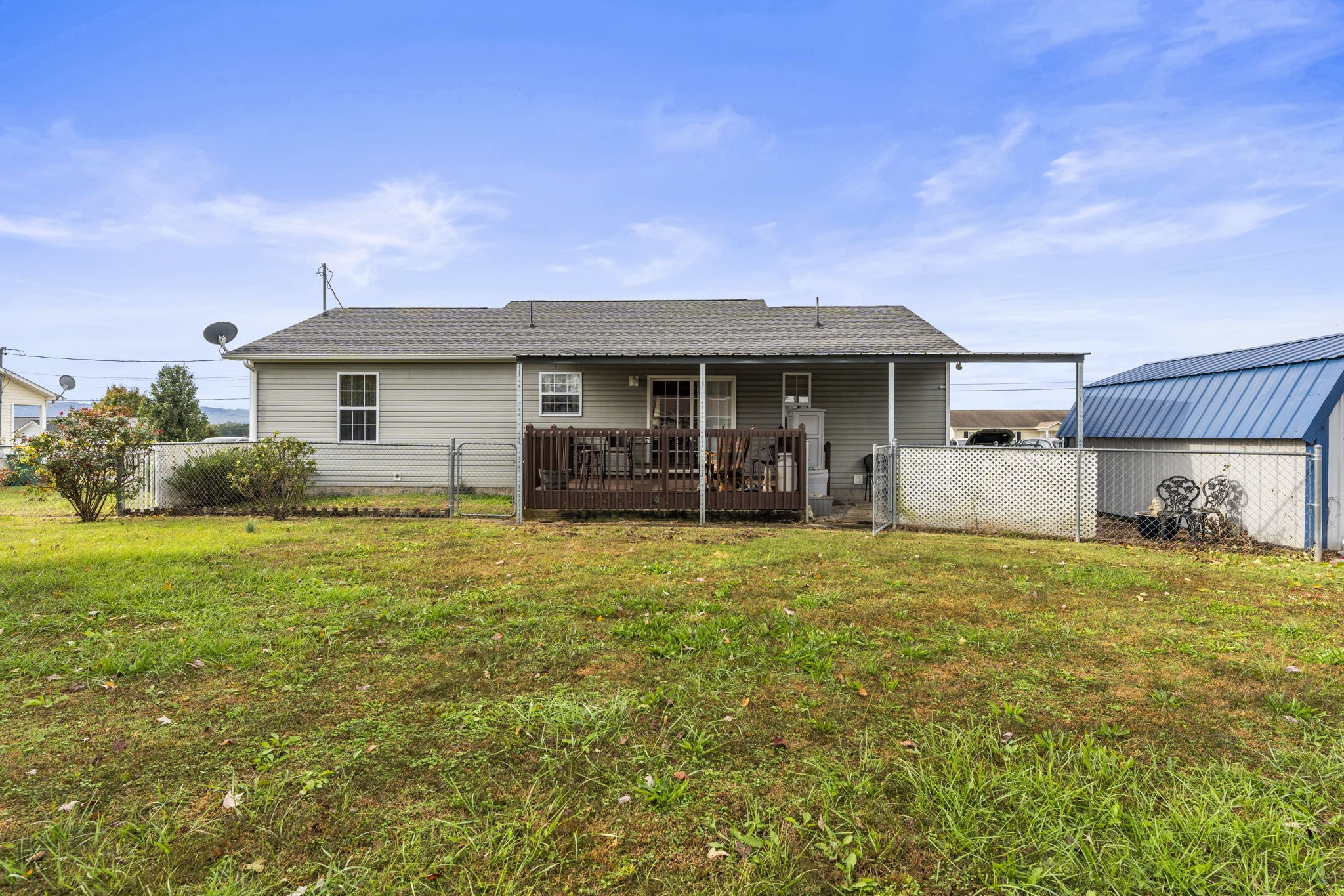 159 Apple Drive Winchester, TN 37398 - Photo 25 of 32 a view of a house with backyard porch and garden