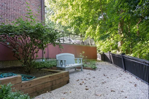 $5,250,000 | 135 Rockgate Lane, Glencoe, IL 60022