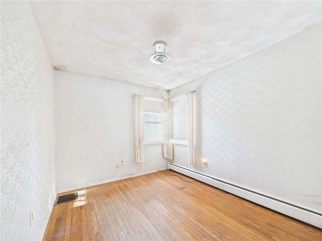 106 Bishop Hill Road Johnston, RI 02919 - Photo 13 of 17