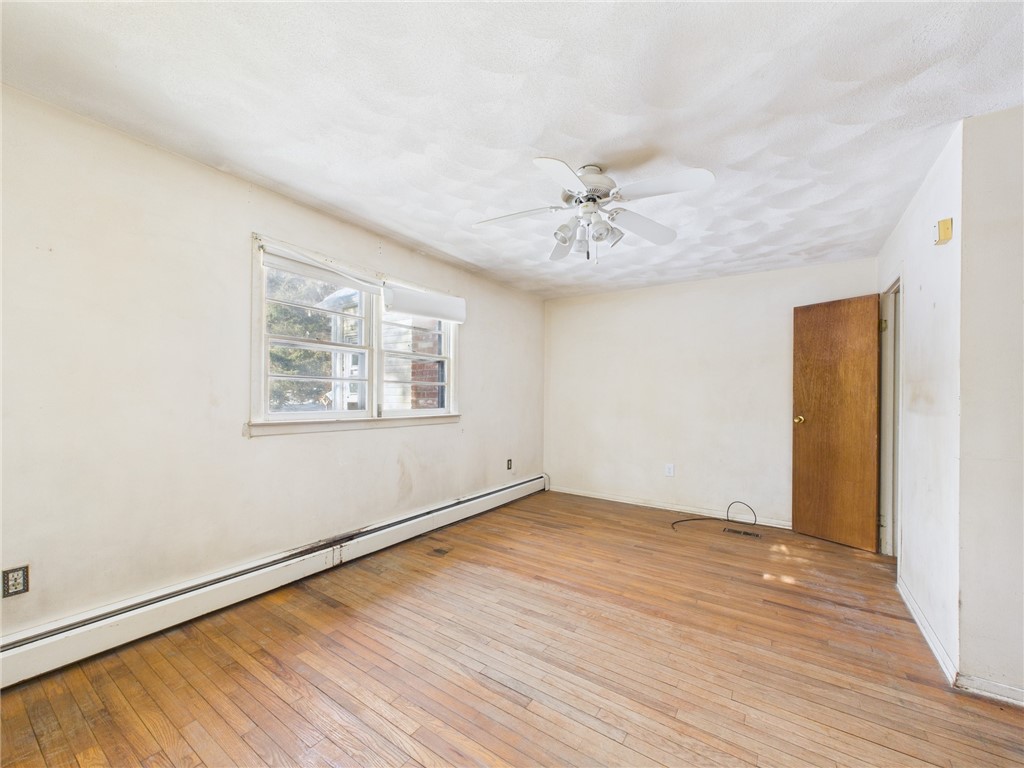 106 Bishop Hill Road Johnston, RI 02919 - Photo 15 of 17