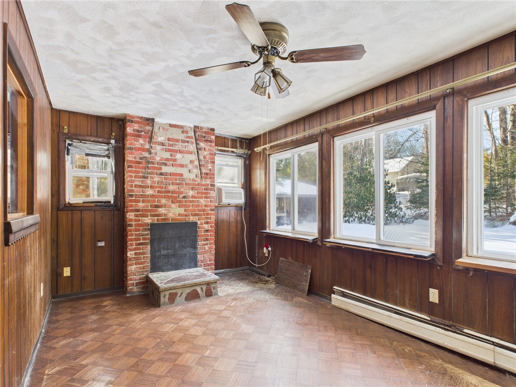 106 Bishop Hill Road Johnston, RI 02919 - Photo 8 of 17