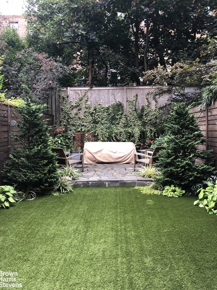 31 South Elliott Place Brooklyn, NY 11217 - Photo 14 of 16