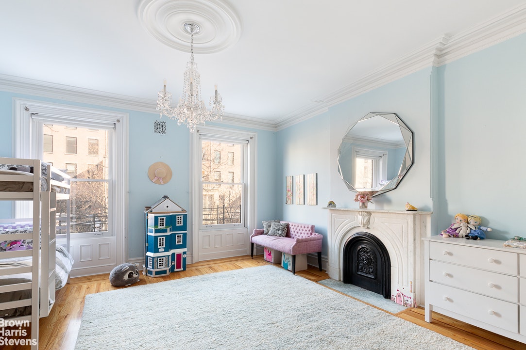 31 South Elliott Place Brooklyn, NY 11217 - Photo 5 of 16