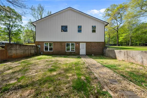 $850,000 | 401 Coleman Drive, Statham, GA 30666