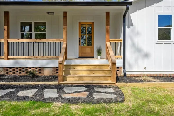 $850,000 | 401 Coleman Drive, Statham, GA 30666