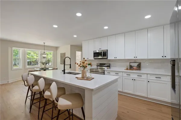 $850,000 | 401 Coleman Drive, Statham, GA 30666