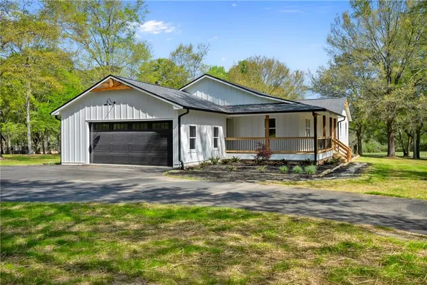 $850,000 | 401 Coleman Drive, Statham, GA 30666