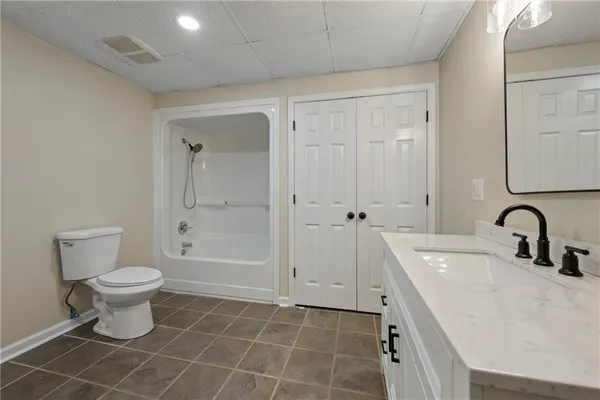 $850,000 | 401 Coleman Drive, Statham, GA 30666