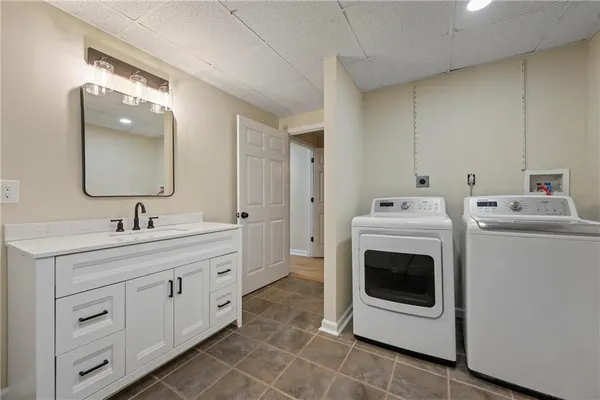 $850,000 | 401 Coleman Drive, Statham, GA 30666