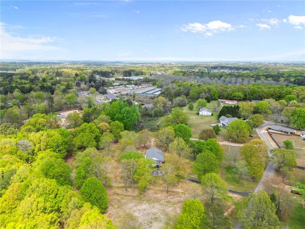 $850,000 | 401 Coleman Drive, Statham, GA 30666