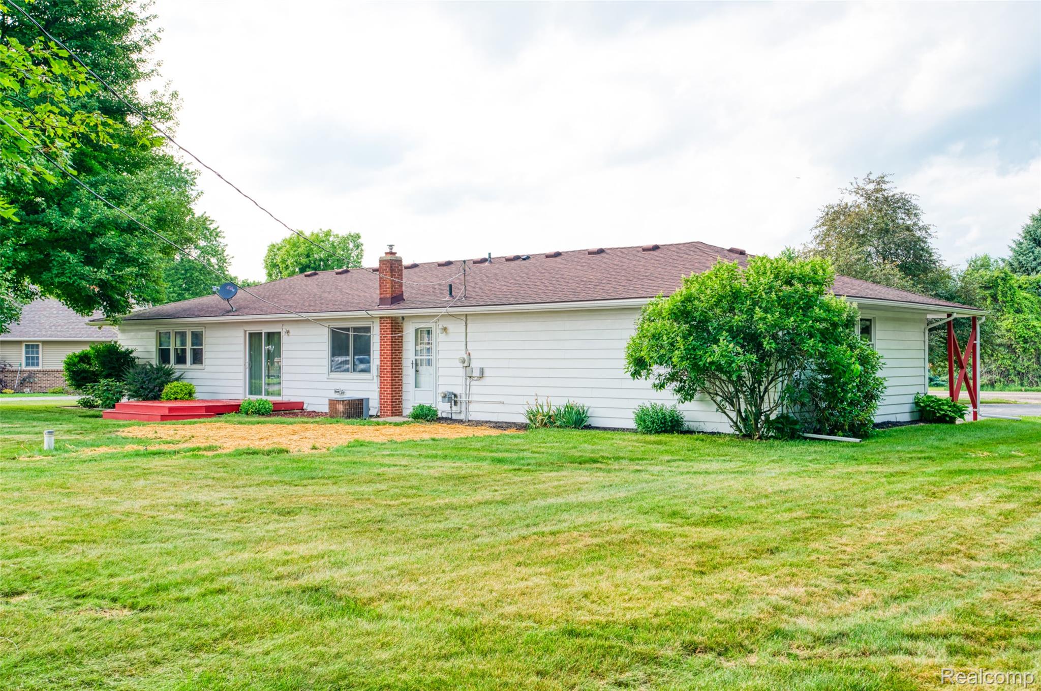6767 Sharpe Road Fowlerville, MI 48836 - Photo 27 of 31 DSC09835_42.jpg