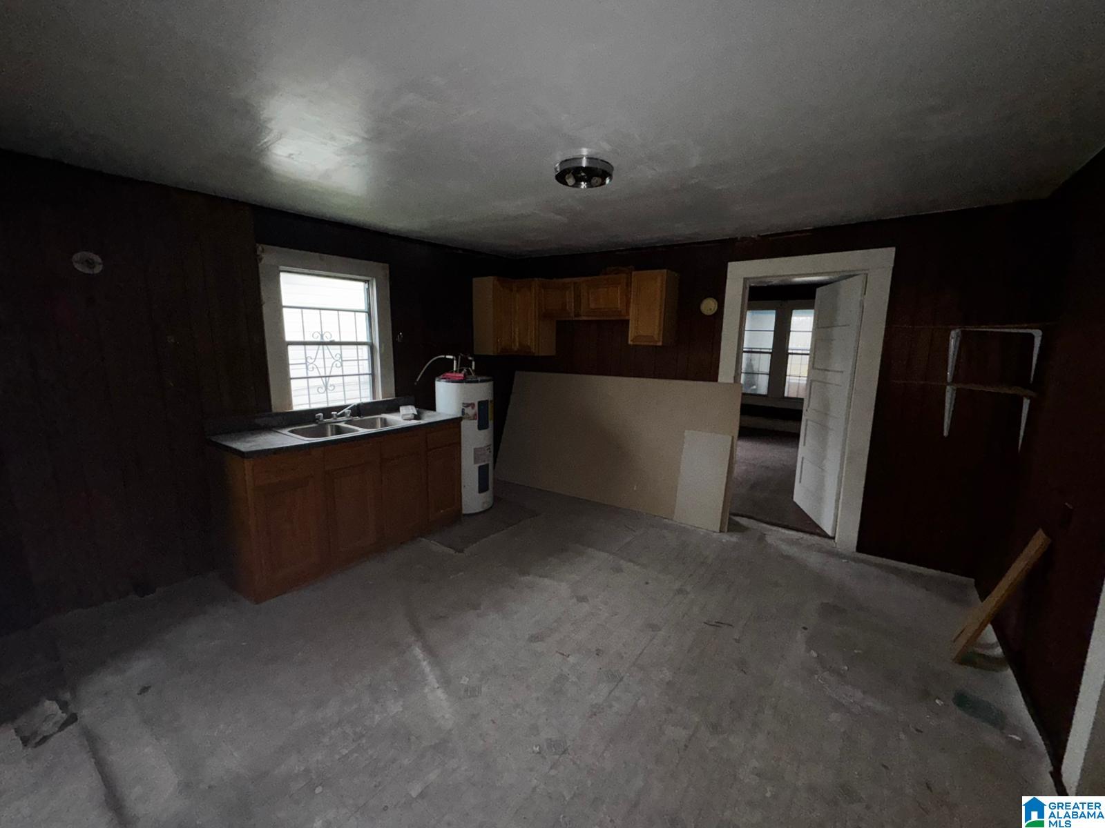 28 Martin Street Bessemer, AL 35020 - Photo 10 of 21