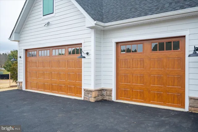 $1,599,000 | 39762 Rivers Edge Lane, Lovettsville, VA 20180