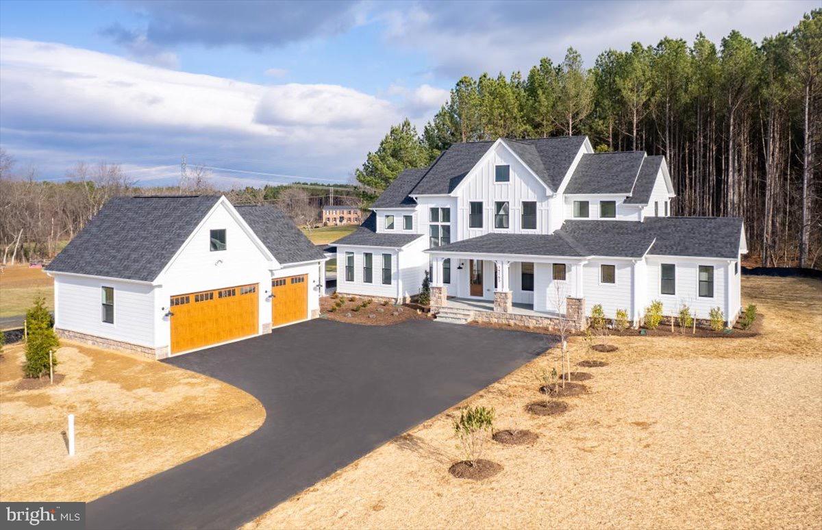39762 Rivers Edge Lane Lovettsville, VA 20180 - Photo 118 of 118 an aerial view of a house