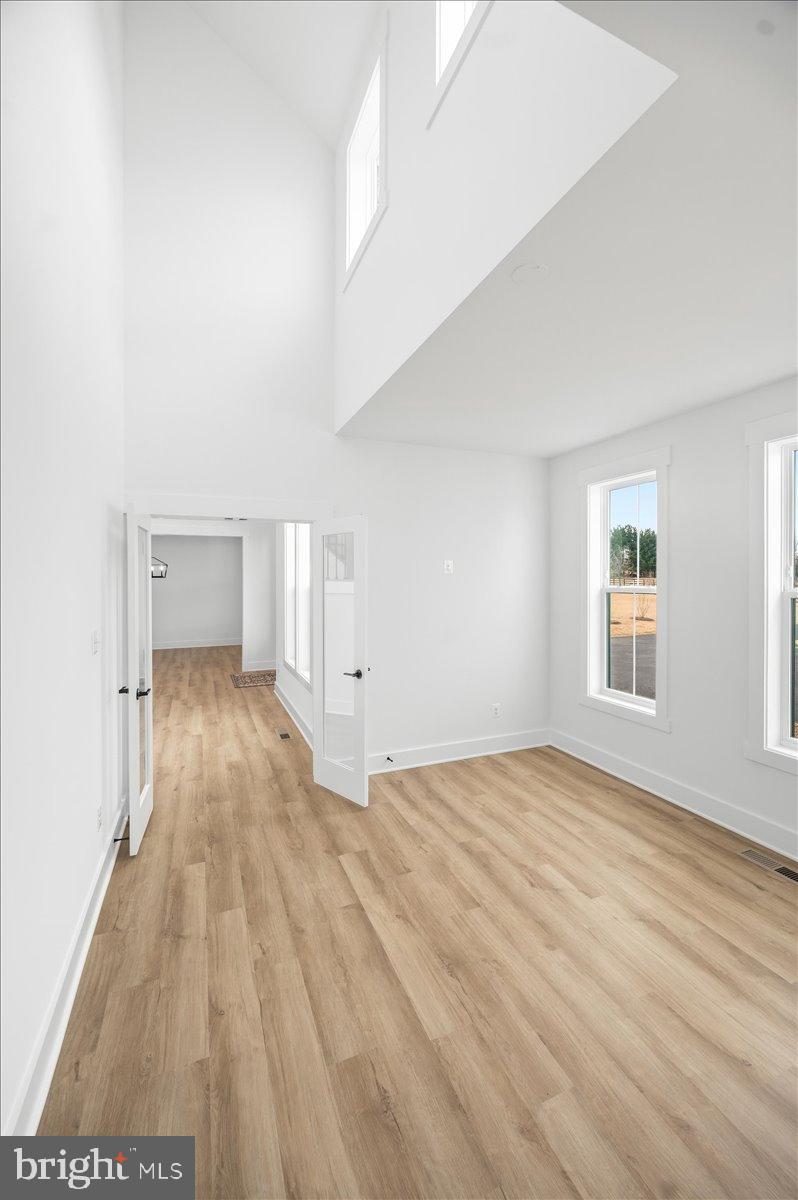 39762 Rivers Edge Lane Lovettsville, VA 20180 - Photo 18 of 118 View to the foyer.