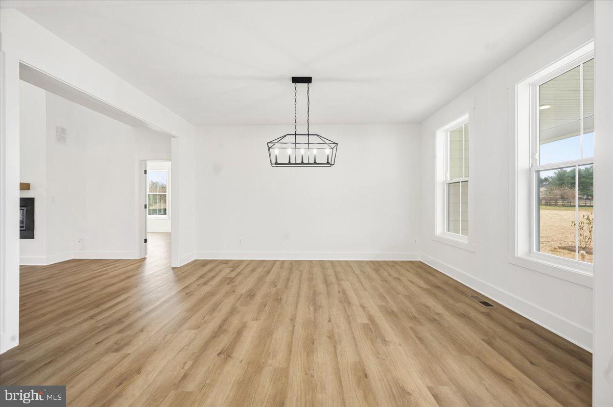 39762 Rivers Edge Lane Lovettsville, VA 20180 - Photo 20 of 118 Bright open space, plenty of room for entertaining