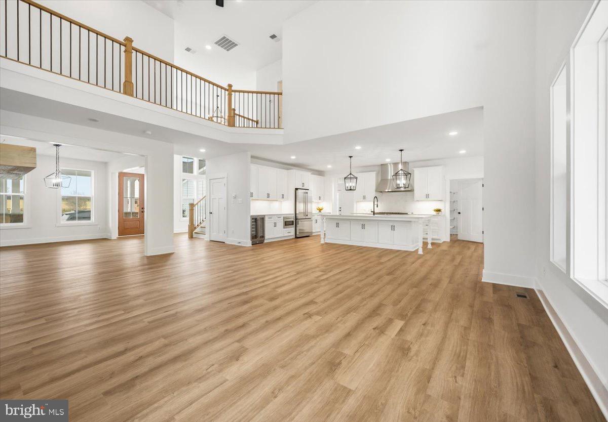 39762 Rivers Edge Lane Lovettsville, VA 20180 - Photo 23 of 118 a view of a living room and kitchen view