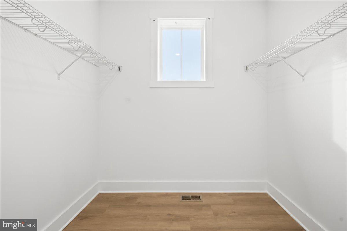 39762 Rivers Edge Lane Lovettsville, VA 20180 - Photo 62 of 118 Side 2 of the Primary Closet.