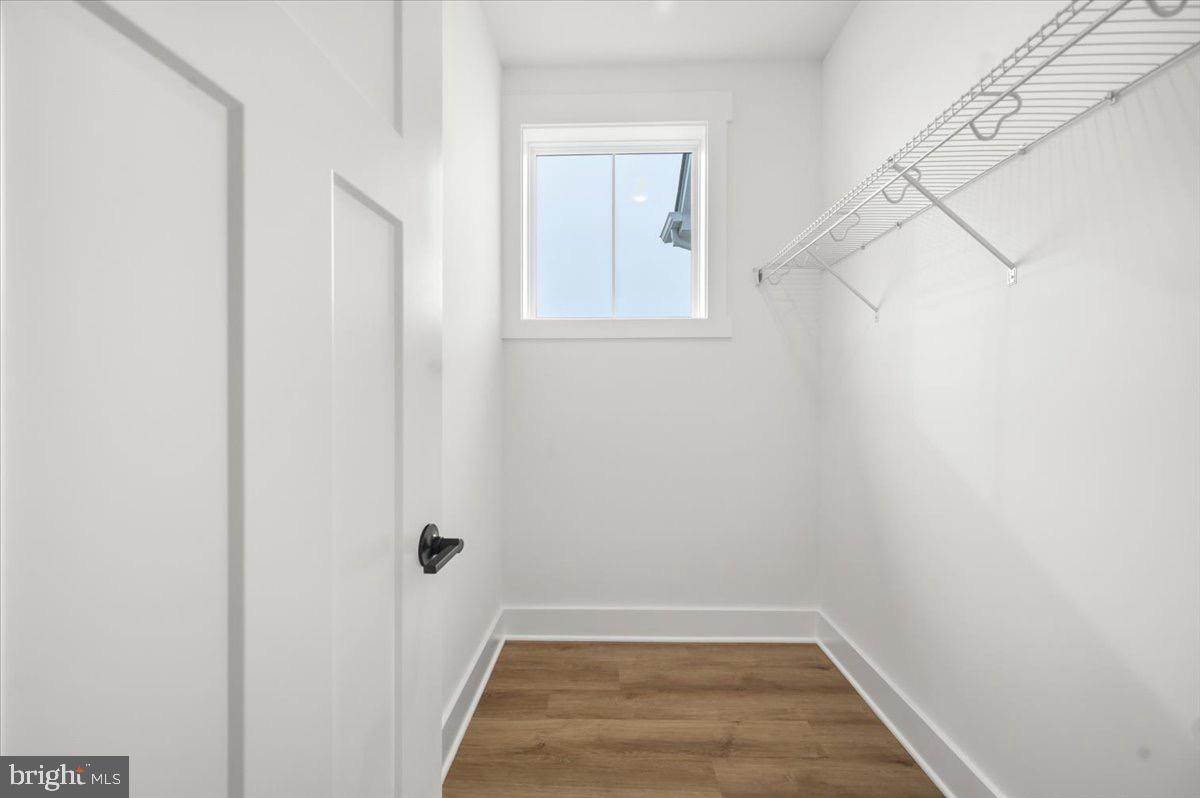 39762 Rivers Edge Lane Lovettsville, VA 20180 - Photo 87 of 118 Walk in closet in the ensuite bedroom.