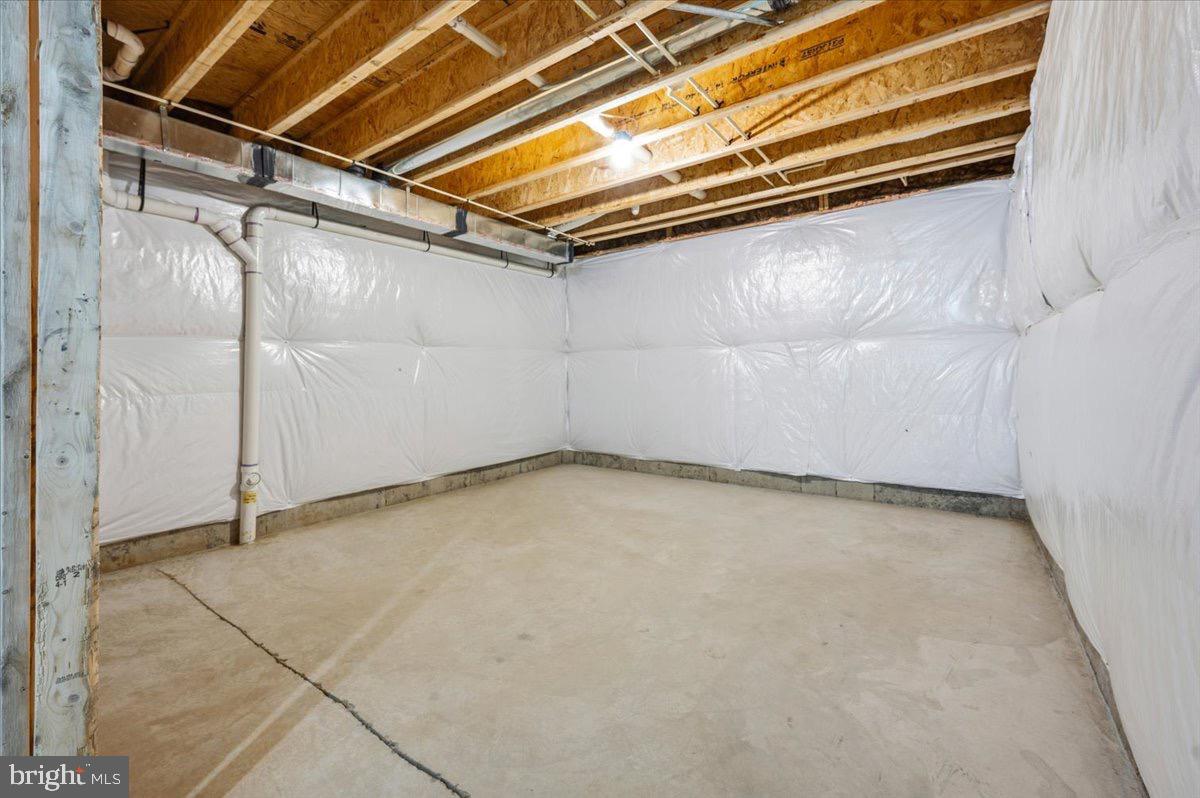 39762 Rivers Edge Lane Lovettsville, VA 20180 - Photo 95 of 118 Spacious, clean basement ready for ideas.
