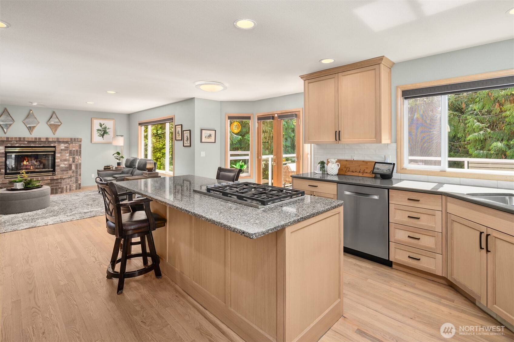21641 Southeast 249th Street Maple Valley, WA 98038 - Photo 10 of 40