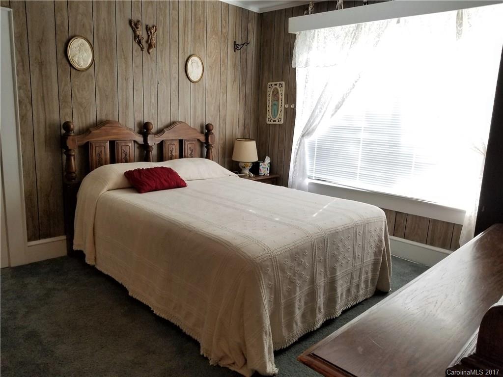2714 James Road Charlotte, NC 28215 - Photo 17 of 19 Gallery Image 17