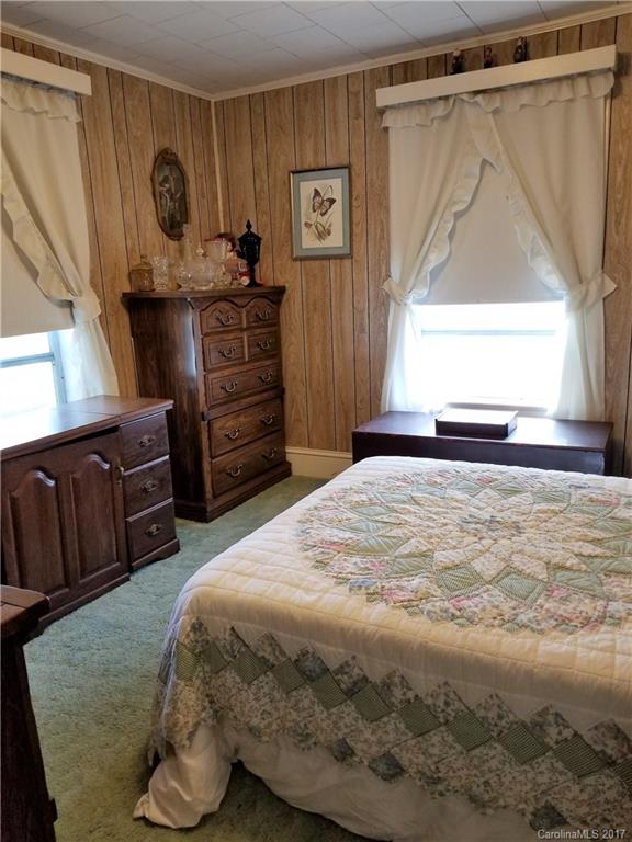 2714 James Road Charlotte, NC 28215 - Photo 18 of 19 Gallery Image 18