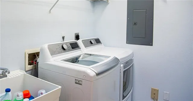 $2,300 | 10711 Crooked River Road, Unit 202, Estero, FL 34135