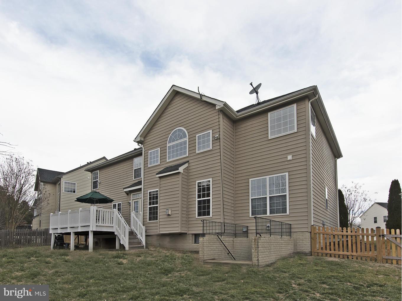 8740 Lords View Loop Gainesville, VA 20155 - Photo 30 of 30 Exterior (Rear)