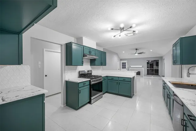 $272,000 | 8906 Westplace Drive, Houston, TX 77071