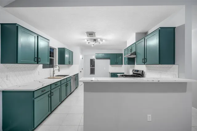 $272,000 | 8906 Westplace Drive, Houston, TX 77071