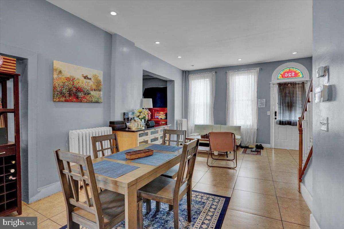 526 Windsor Street Reading, PA 19601 - Photo 5 of 33