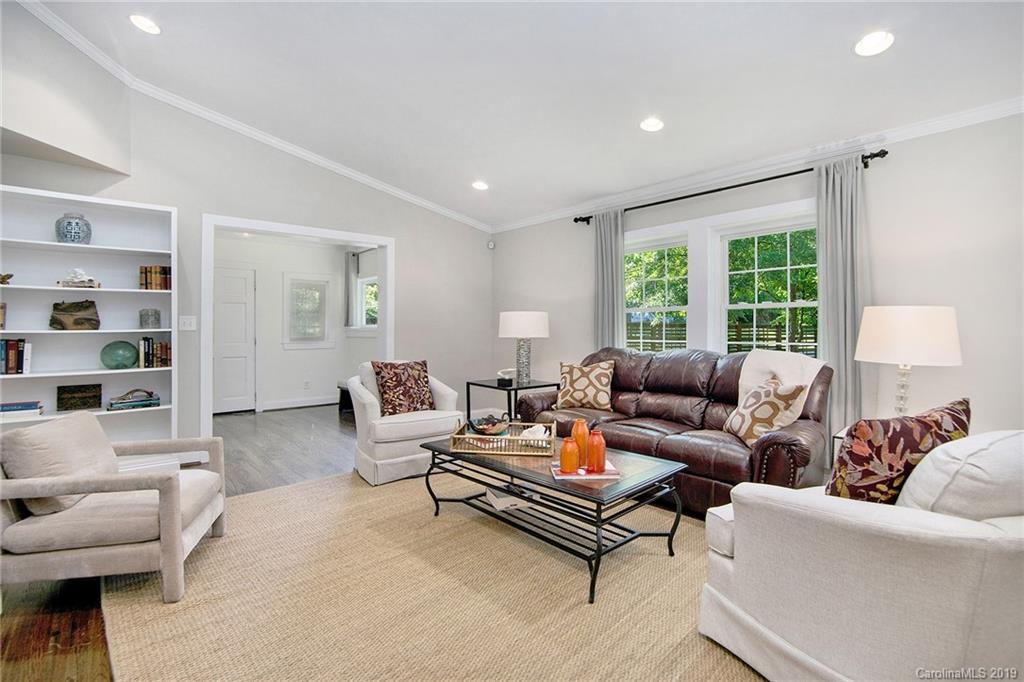 1400 Brook Road Charlotte, NC 28205 - Photo 1 of 47 Gallery Image 1