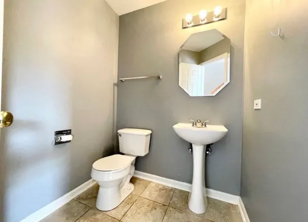 $2,300 | 1213 Tyler Court, Lake Villa, IL 60046